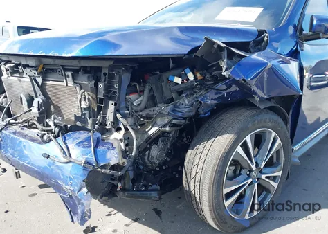 2017 Nissan Pathfinder Platinum from USA, damaged, VIN 5N1DR2MN6HC679061